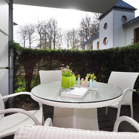 Kaiservillen Heringsdorf - Ferienwohnung Mit 1 Schlafzimmer Und Terrasse D201 Luaran gambar